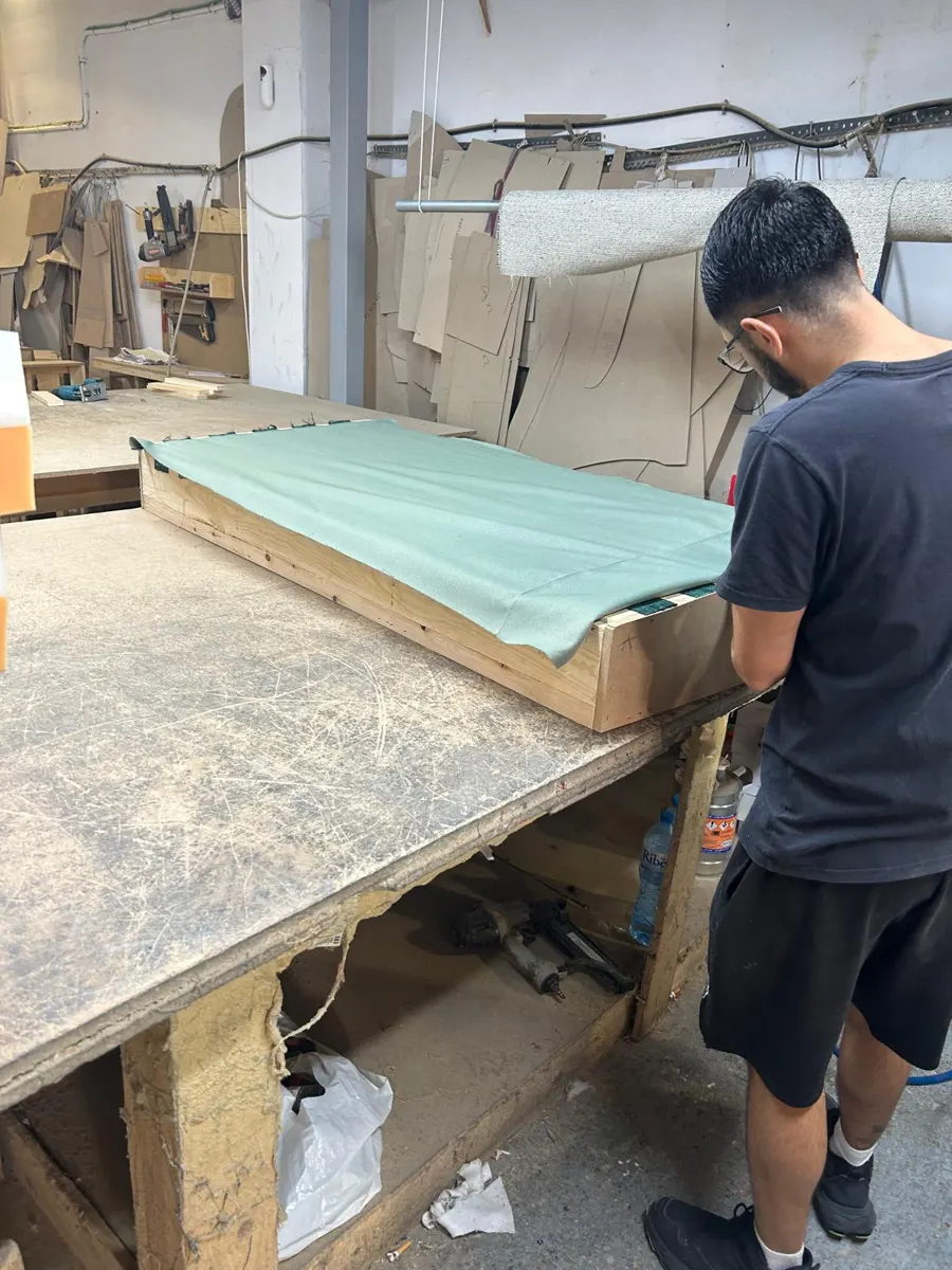 Paso 4: primera capa del sofá en el taller