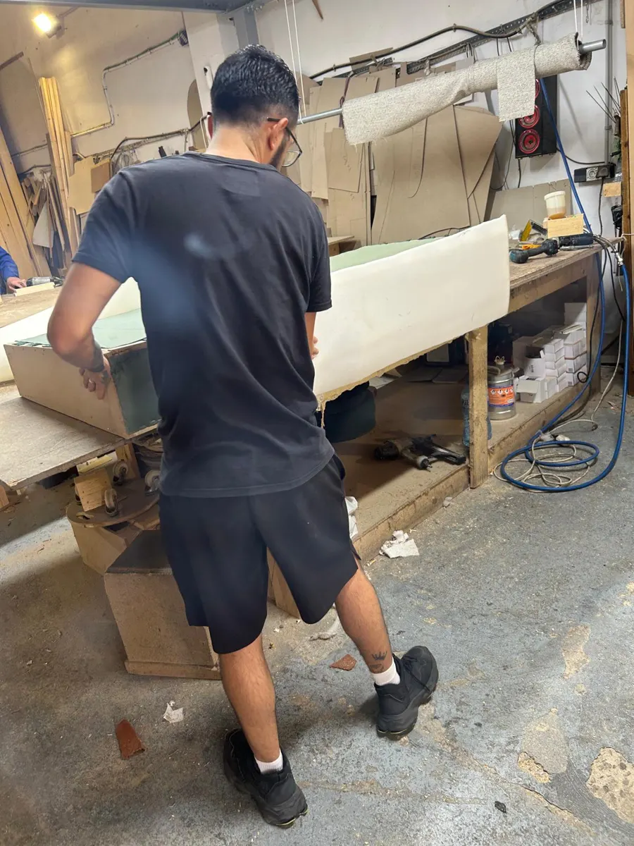 Paso 5: espumas del sofá en el taller